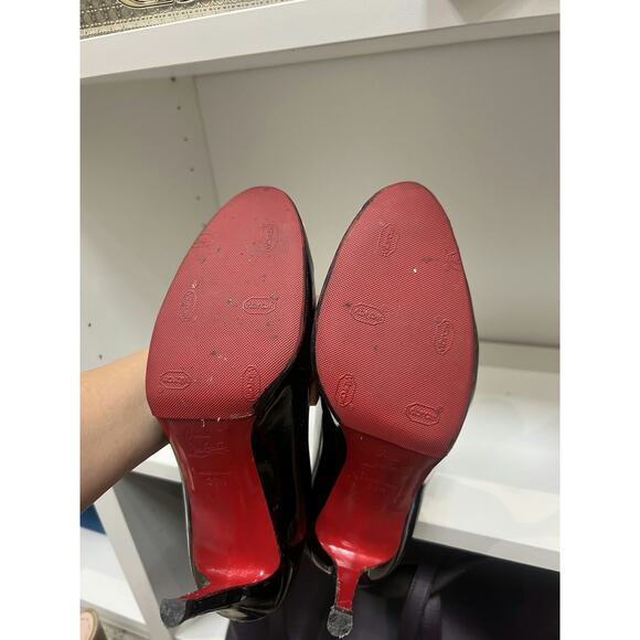 Christian Louboutin Black Patent Leather Pumps - Size 39.5 - Picture 3 of 6